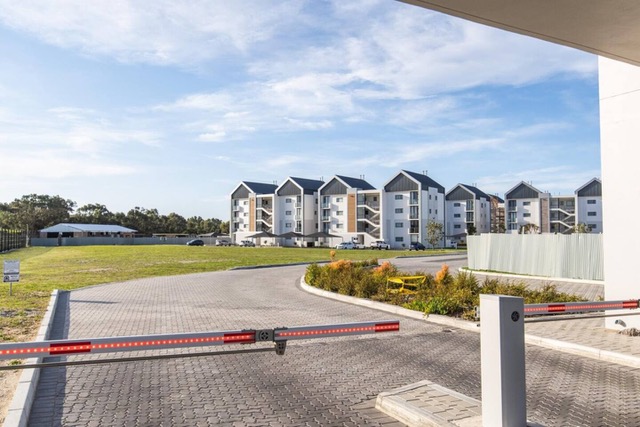 To Let 1 Bedroom Property for Rent in Summerstrand Eastern Cape